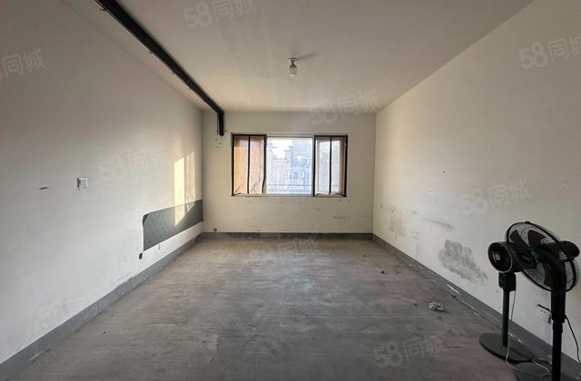 紫金奥玲花园3室2厅130.72㎡111万二手房图片