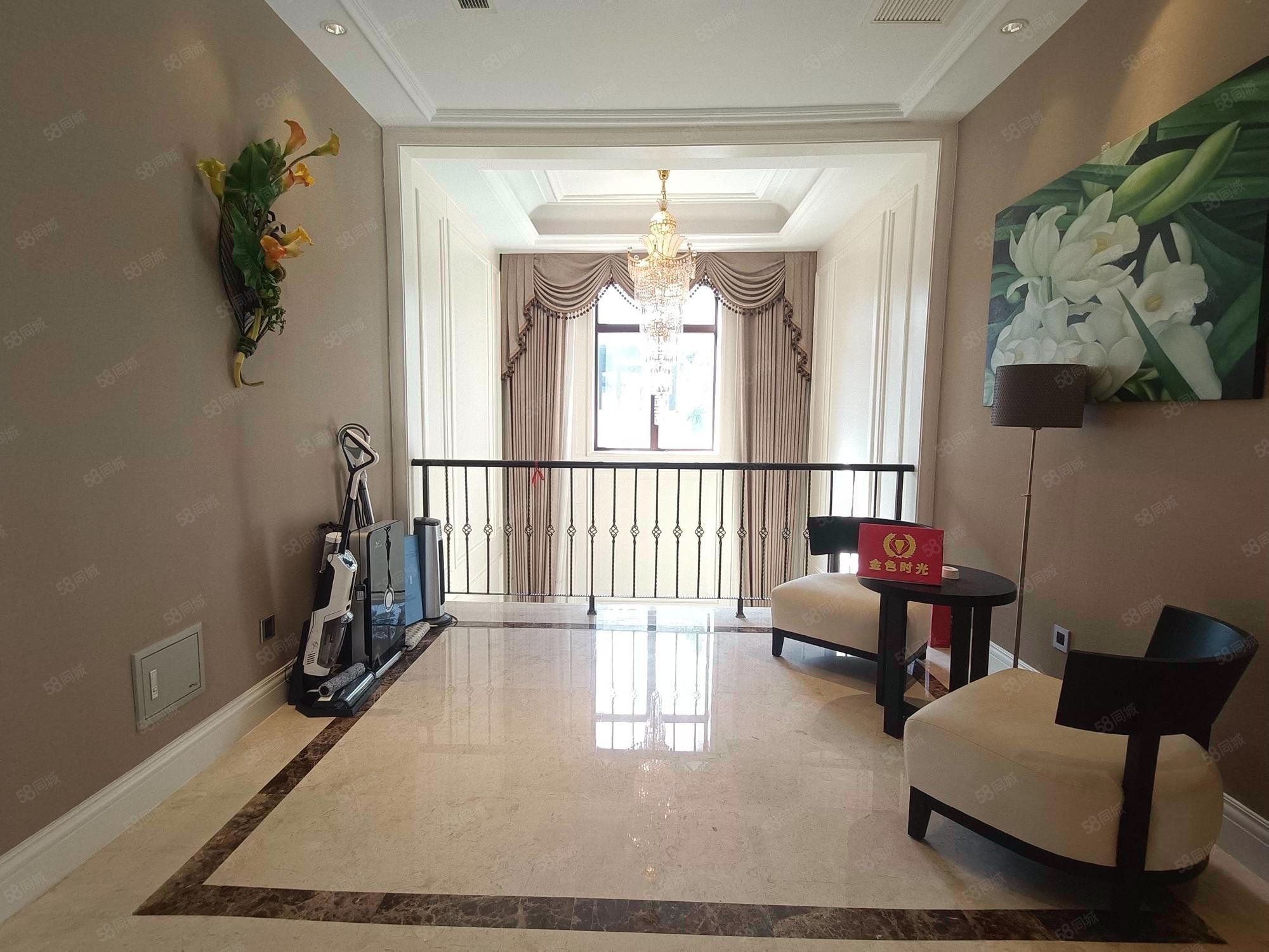 君山別墅6室5廳4衛(wèi)391.84㎡南北790萬(wàn)