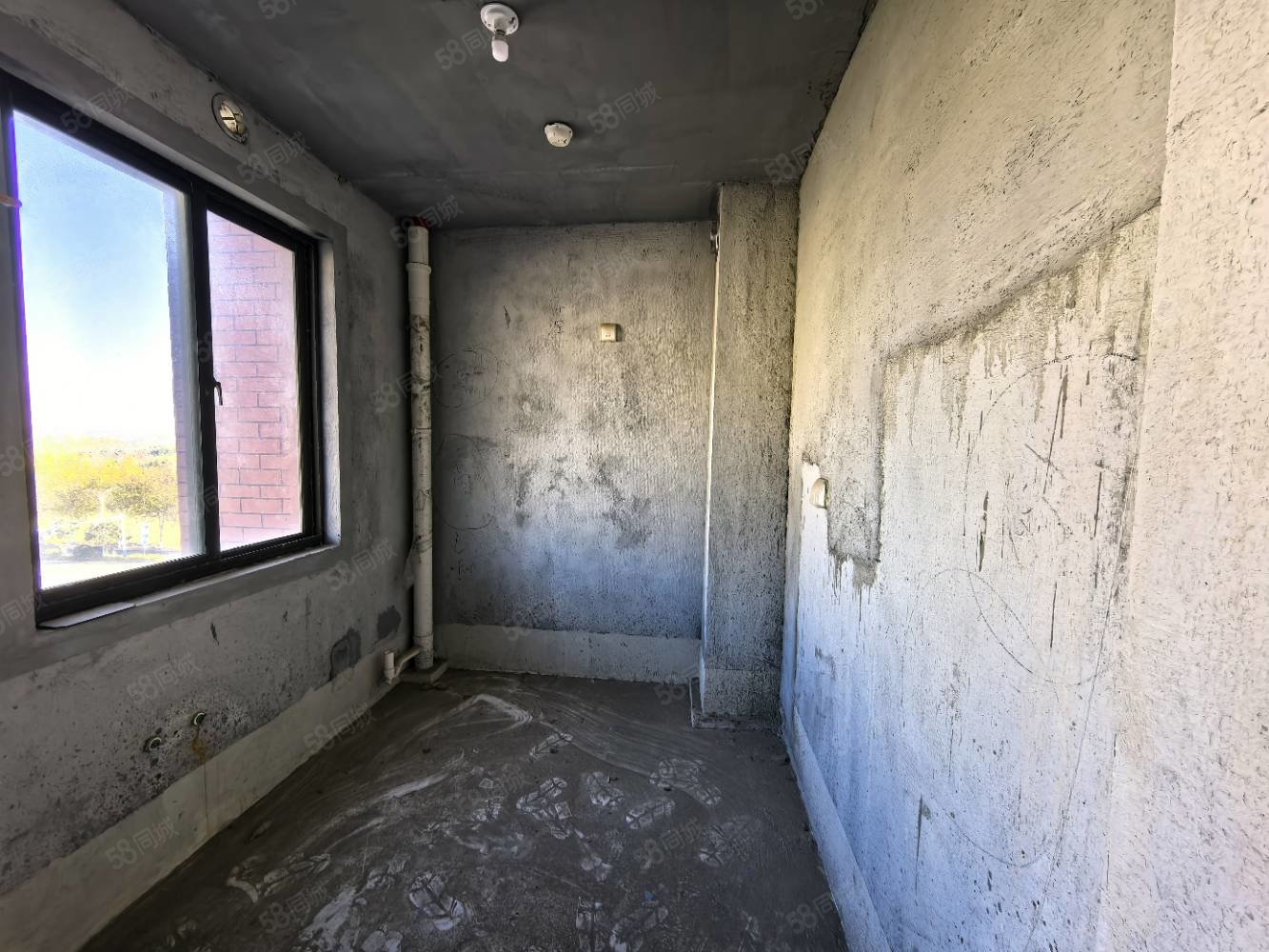 中铁诺德雍景台3室2厅2卫115㎡南北70万