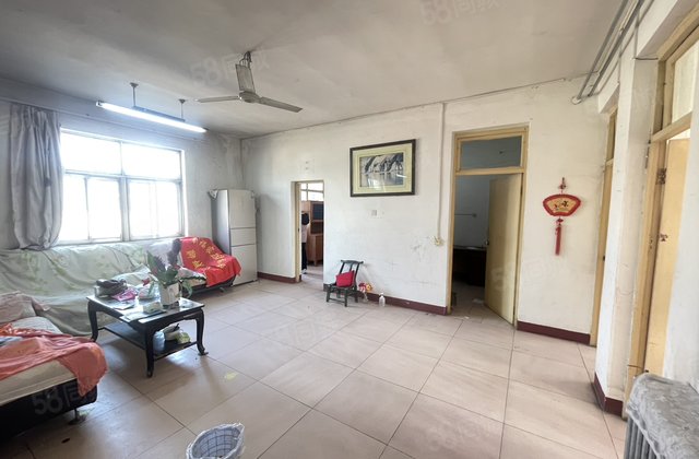 文轩中学 门口 龙山北区 66万三室两厅 免大税停车方便