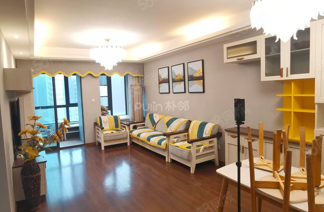 万科美景龙堂3室2厅123.55㎡130万二手房图片