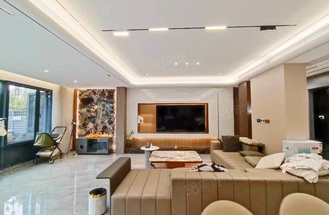 融创国宾雅集4室0厅201.81㎡1200万二手房图片