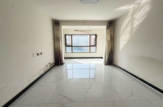 荣丰华府2室1厅84.95㎡56万二手房图片