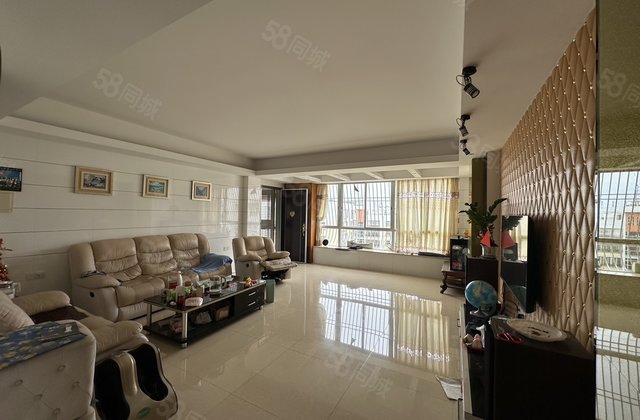 锦骏花园(东区)4室2厅172㎡77.4万二手房图片