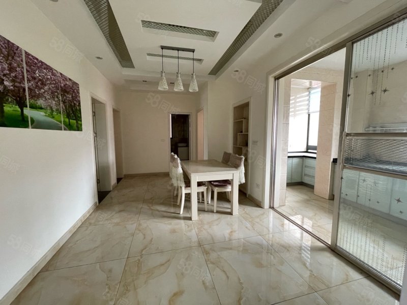 御景苑(荆州)4室2厅2卫145㎡南北99万