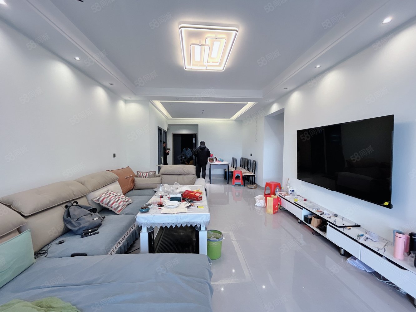 航旅和润居3室2厅2卫126㎡南北68.8万