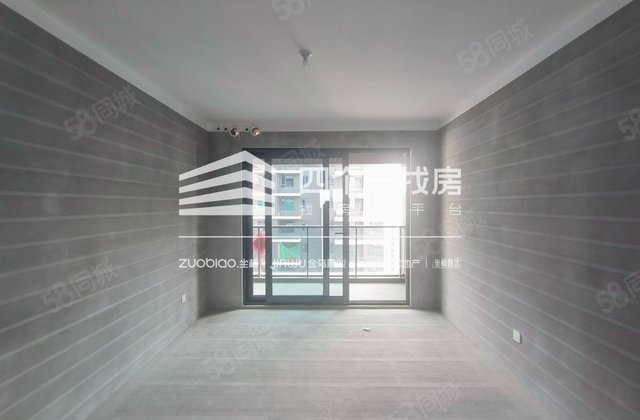 胜利华府4室2厅135㎡350万二手房图片