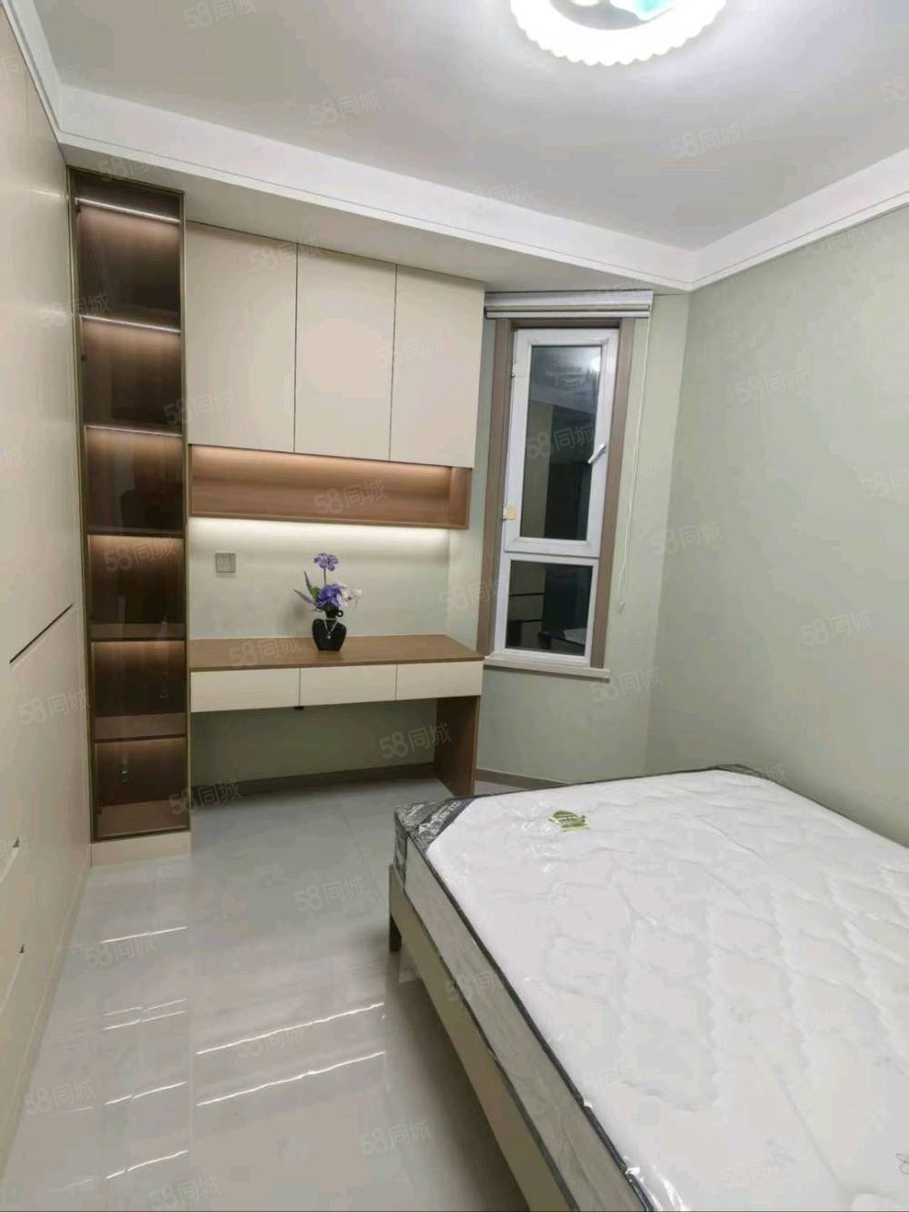 青湖铭城2室2厅1卫84㎡南北35万