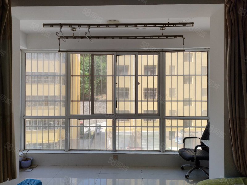 【10图】翠微花园步梯房3楼 两室简装 93平米 全款特价39.