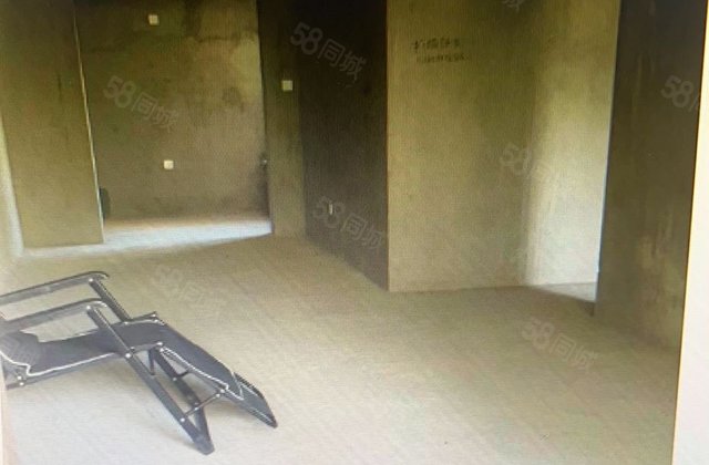 中梁星都荟4室2厅120㎡92.8万二手房图片