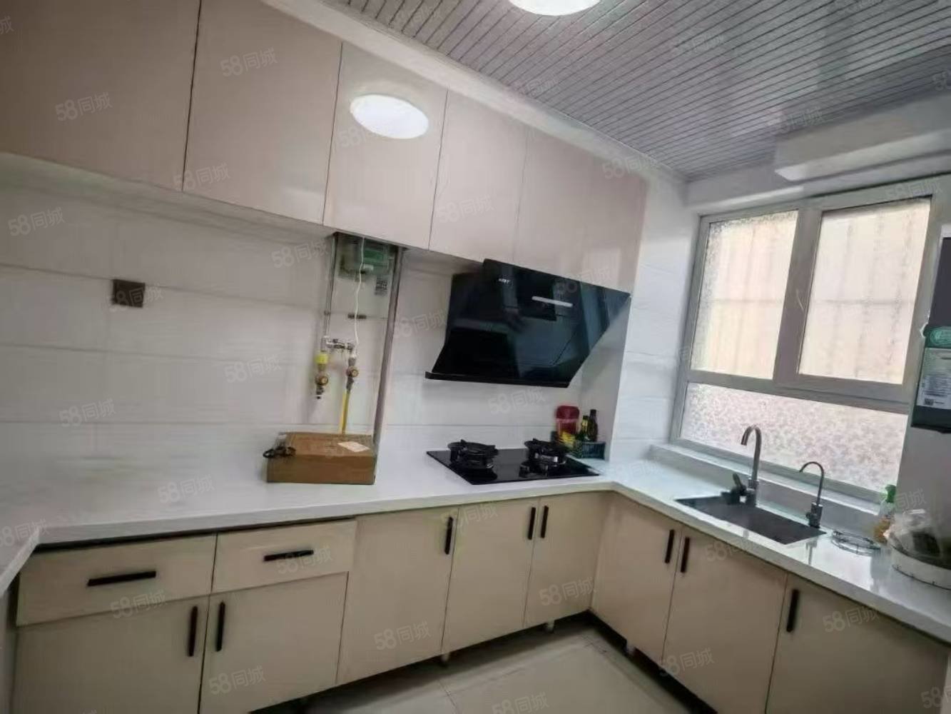 东苑明珠园3室2厅1卫124㎡南北69万