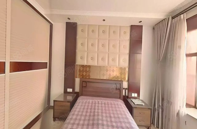 金色华府2室2厅96.76㎡52万二手房图片