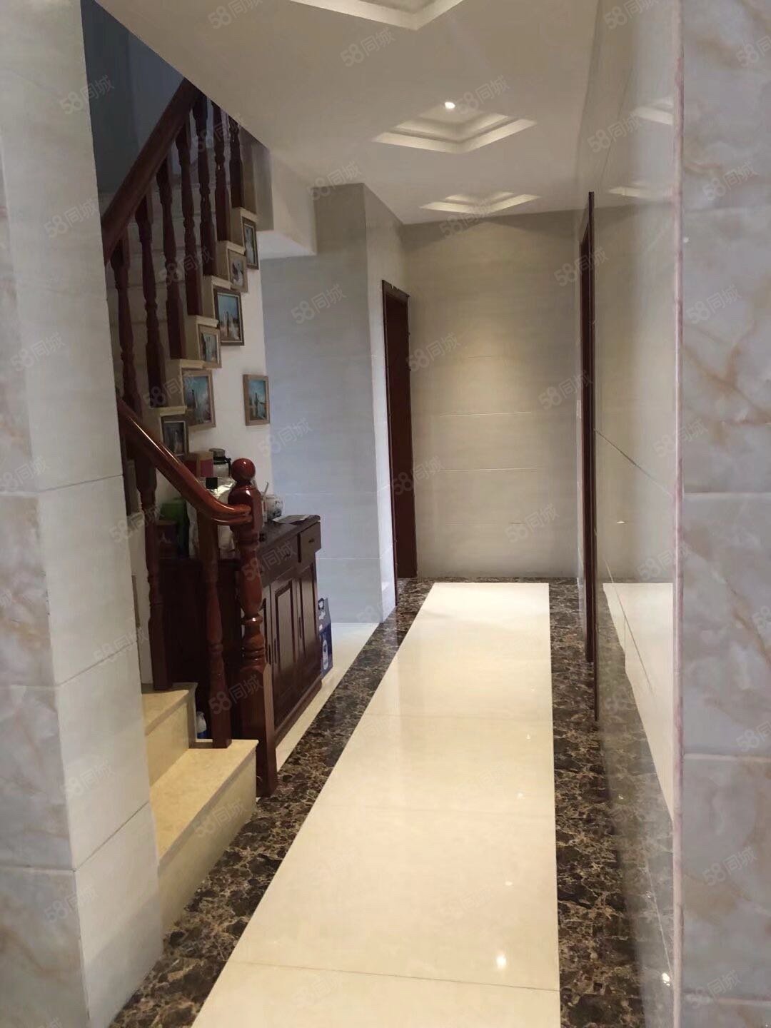 宜教花苑6室2厅4卫123㎡南北168万