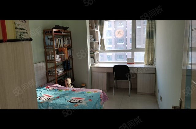 荣盛水岸花语3室1厅1卫送家具送地下室价格可议房东直卖