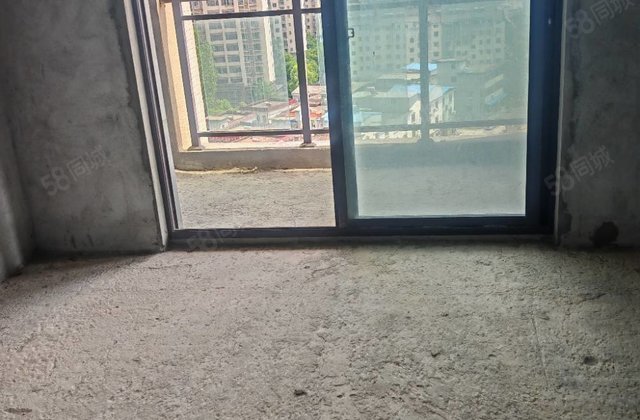 锦江豪庭3室2厅118㎡35万二手房图片