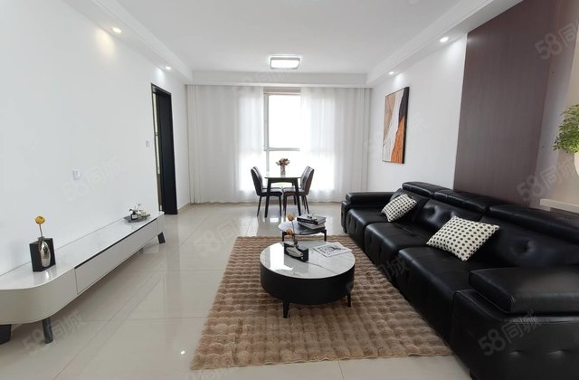 振兴路七中！地暖房！亚大怡景！停车方便！三室可做四室！