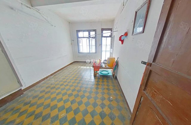 小北路小区4室2厅110.95㎡445万二手房图片