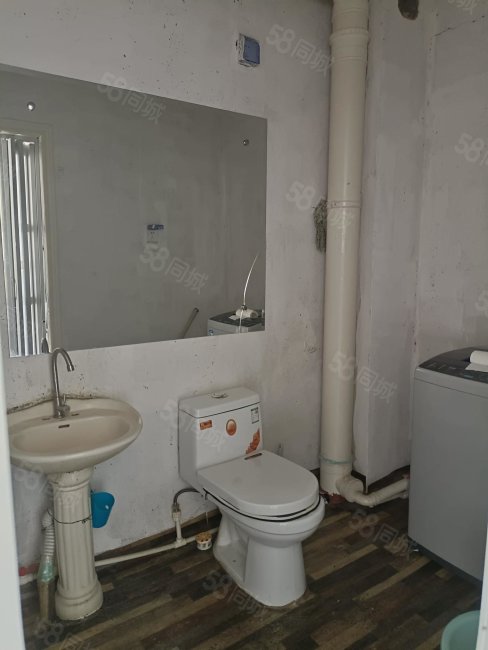 一品华府2室1厅1卫86㎡南北35万
