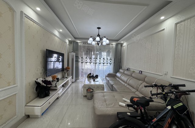 阿尔卡六期，江南里城市  边户，花园路  五中户型通透，可谈