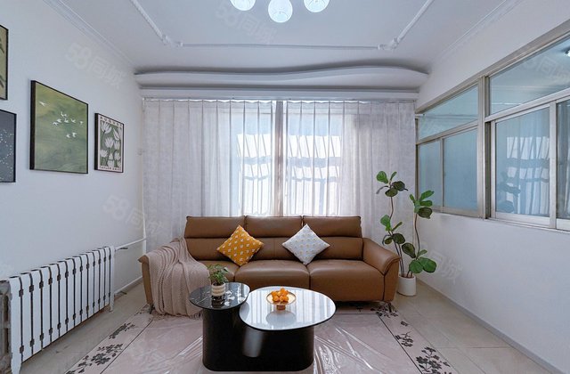 中通客车家属院 商业配套齐全 南北通透 小三房 近医院