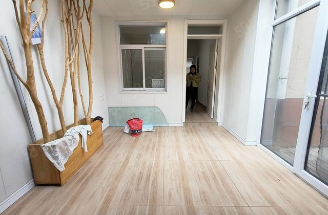 急老文轩外国语一中北邻 电业局三院 精装地暖房 看房方便