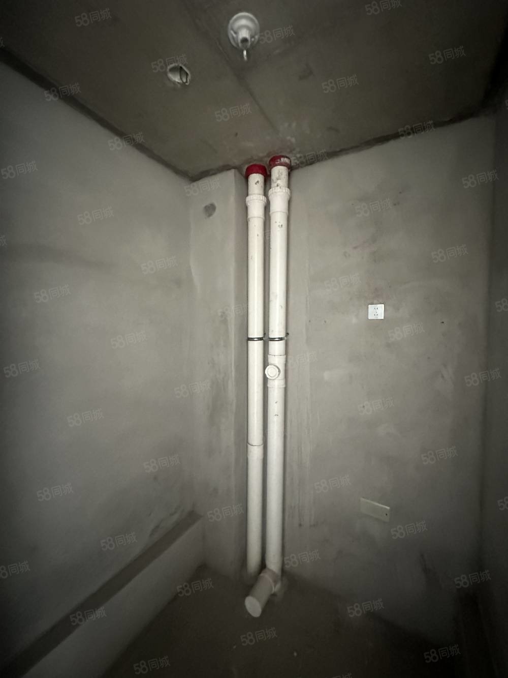 玉圭园3室2厅3卫135㎡南北67.6万