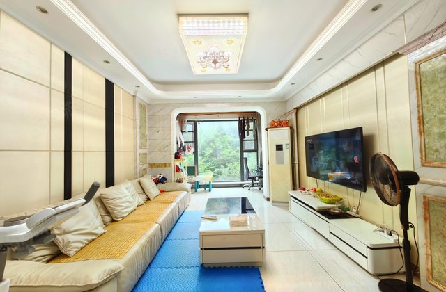 仁美大源印象4室2厅118.87㎡305万二手房图片