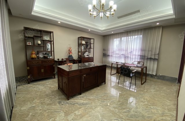 光岳府 新出 豪华装修 三面环院 院子150平 随时过户