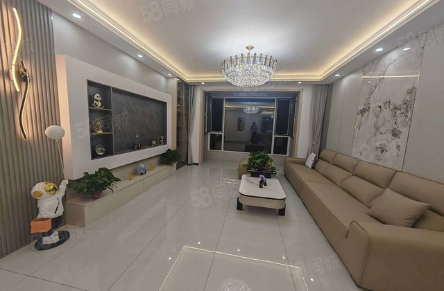 三联北尚4室2厅160㎡99.9万二手房图片