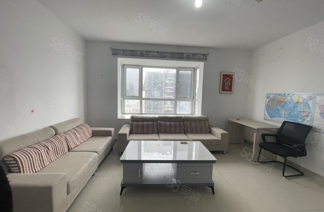 伟业中华御苑 刚需小三居 装修好 出行方便 商业配套成熟