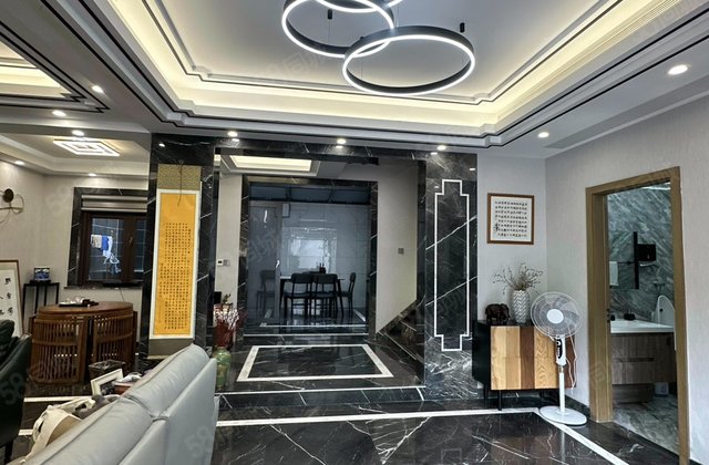 九唐3室2厅136㎡670万二手房图片