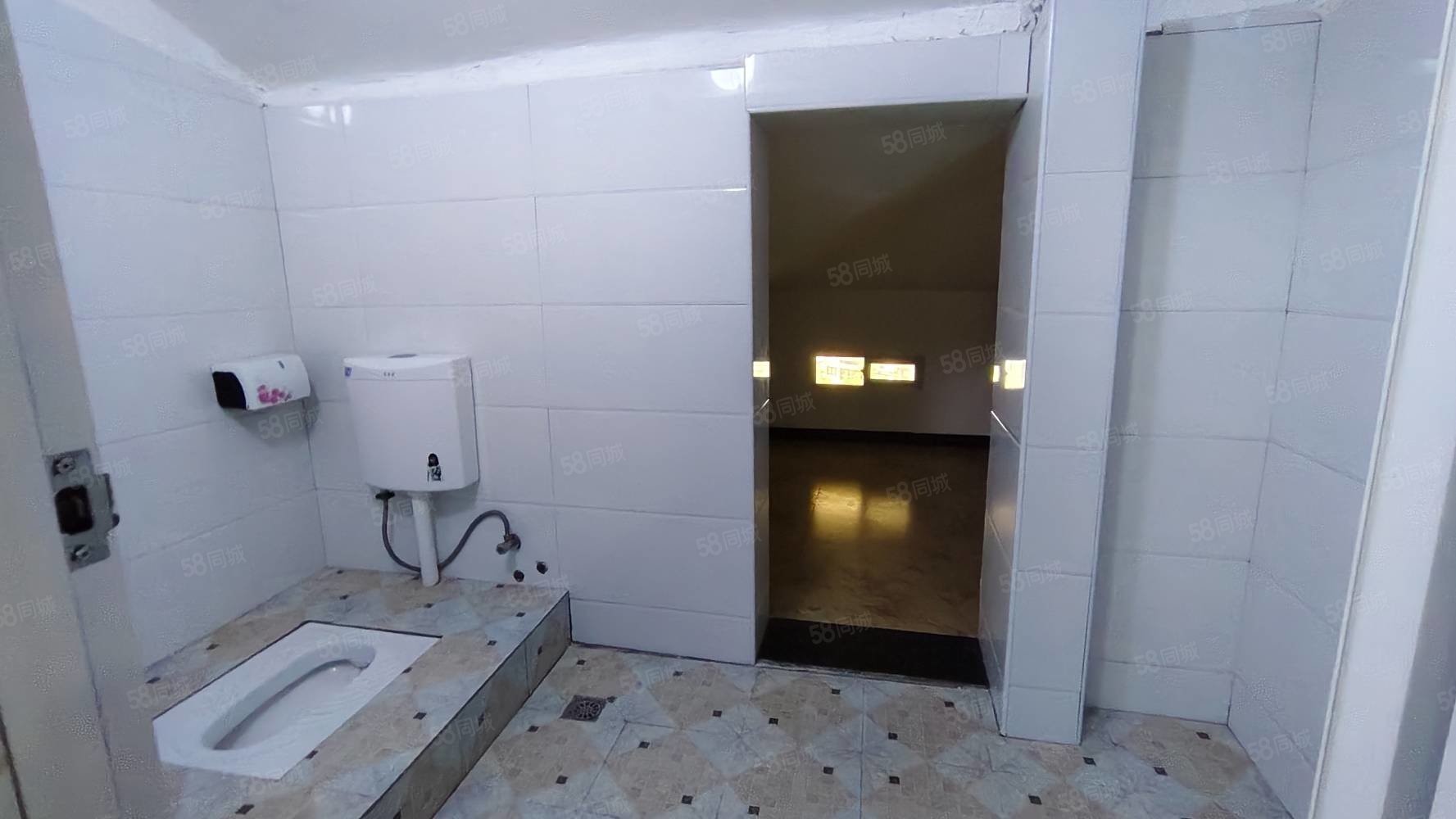 地中海风情7室2厅3卫102.3㎡南北60万