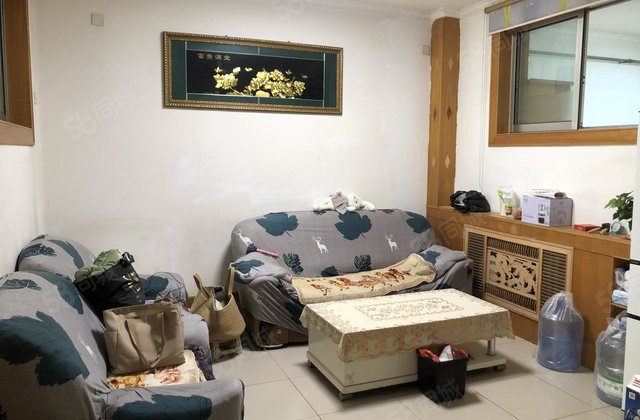 兴华路  东昌中学本部三室  楼层