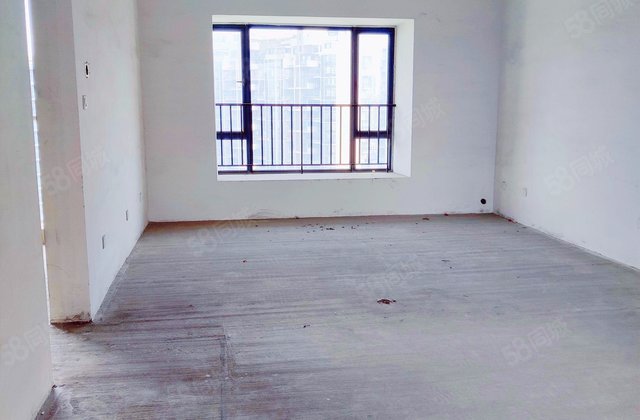 顶峰水岸汇景一期4室2厅144.91㎡299万二手房图片