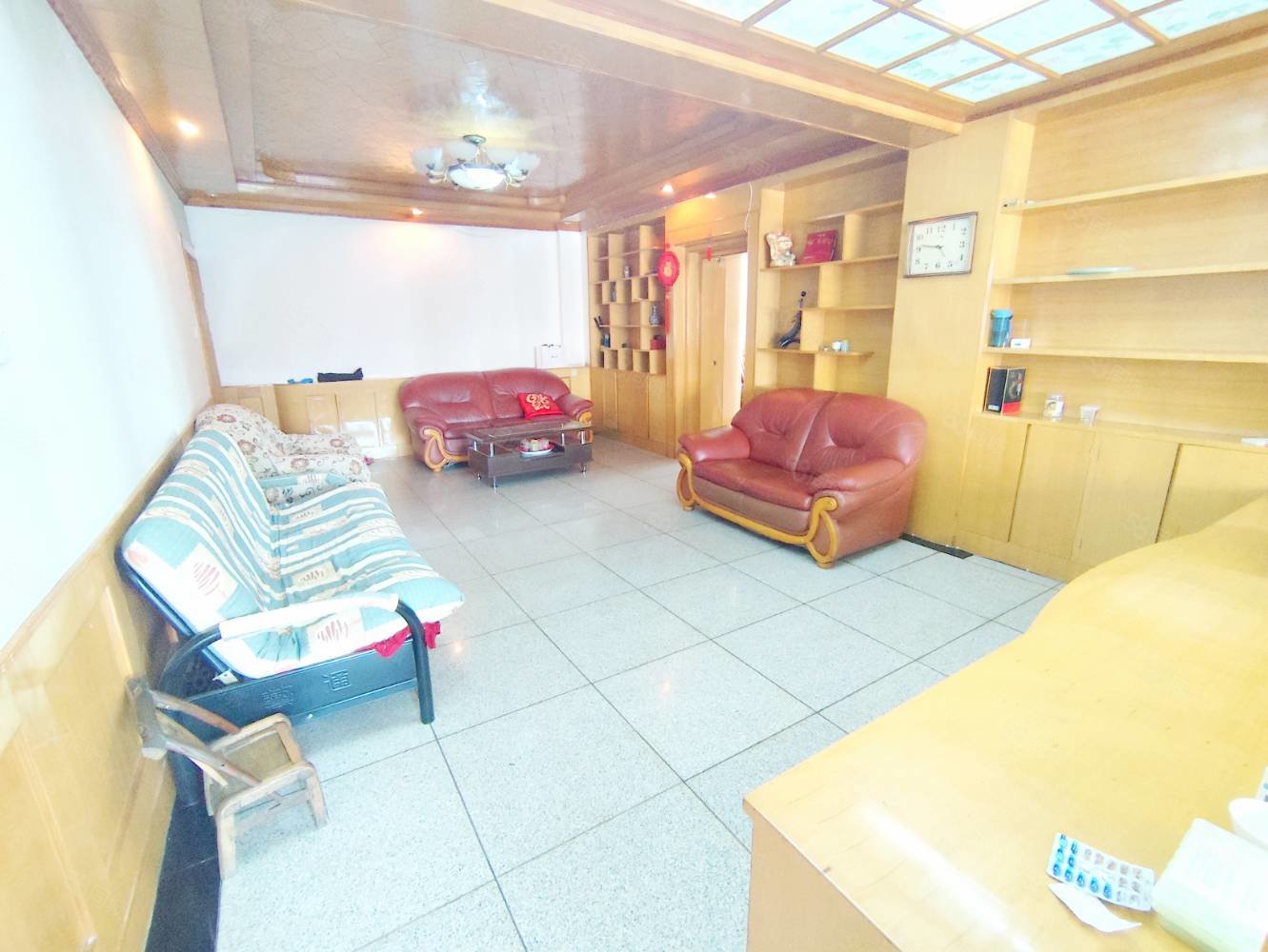 农业发展银行家属楼3室2厅1卫166.98㎡南北66万