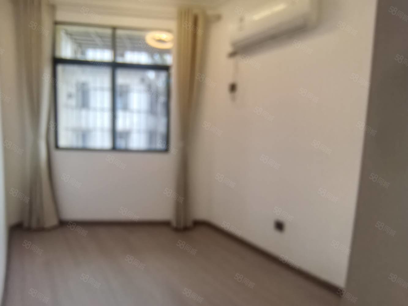 宜人小居3室2厅1卫90㎡南北39.8万