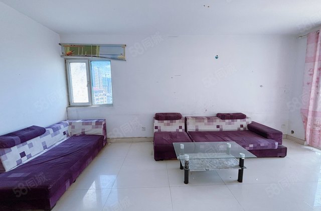 房东急售   火车站西湖馨苑两室能割三室  还不到50