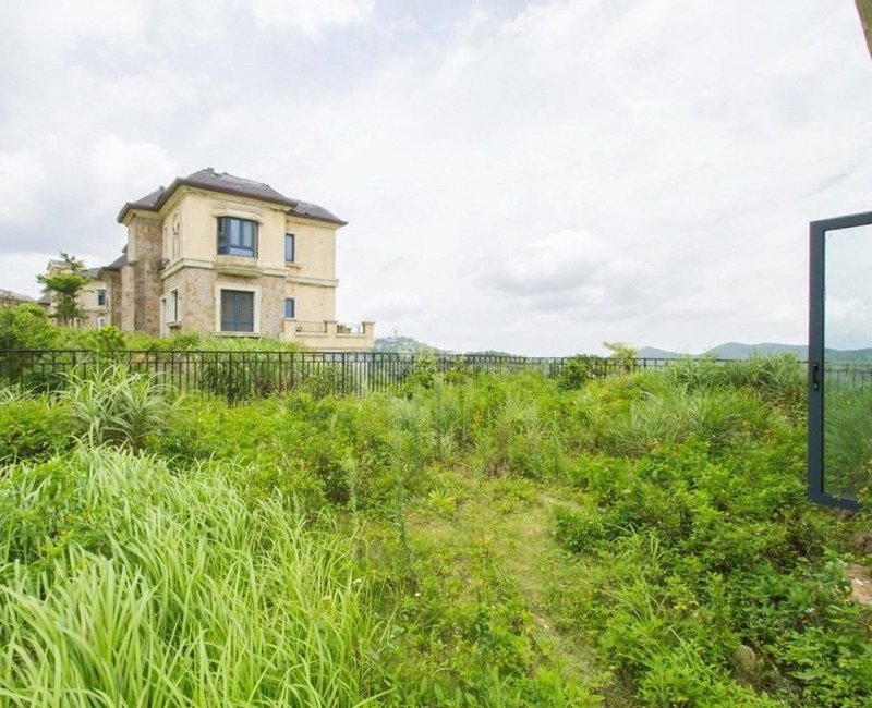 天麓 类独栋别墅500平花园 套内使用500平 视野开阔