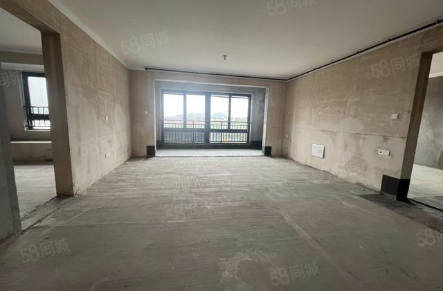 山河珑胤4室2厅138㎡98万二手房图片