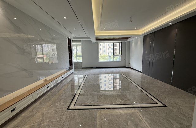 徒骇河！昌润莲城！莲湖新城！精装婚房！房东去外地！价格可谈！