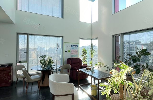 当代MOMA5室2厅369.9㎡4150万二手房图片