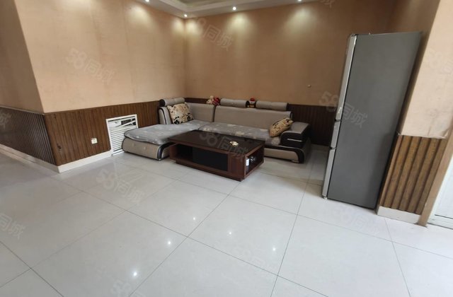 金柱绿城，香格里风景，华悦金钻，电梯洋房三室房东着急出售