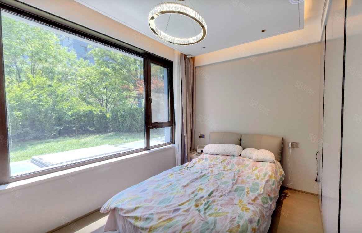 中海天鉆4室2廳3衛(wèi)165.46㎡南北890萬