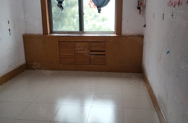 文轩范围，53万单价5000下。看房有钥匙，单价总房款双低