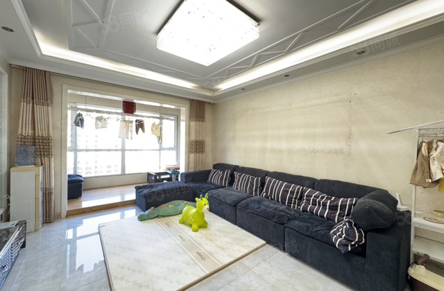 奥林城3室2厅116㎡145万二手房图片