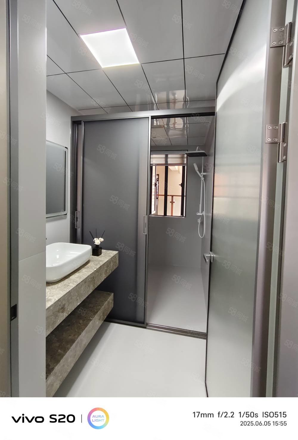 新城明珠3室2厅2卫110㎡南北58万