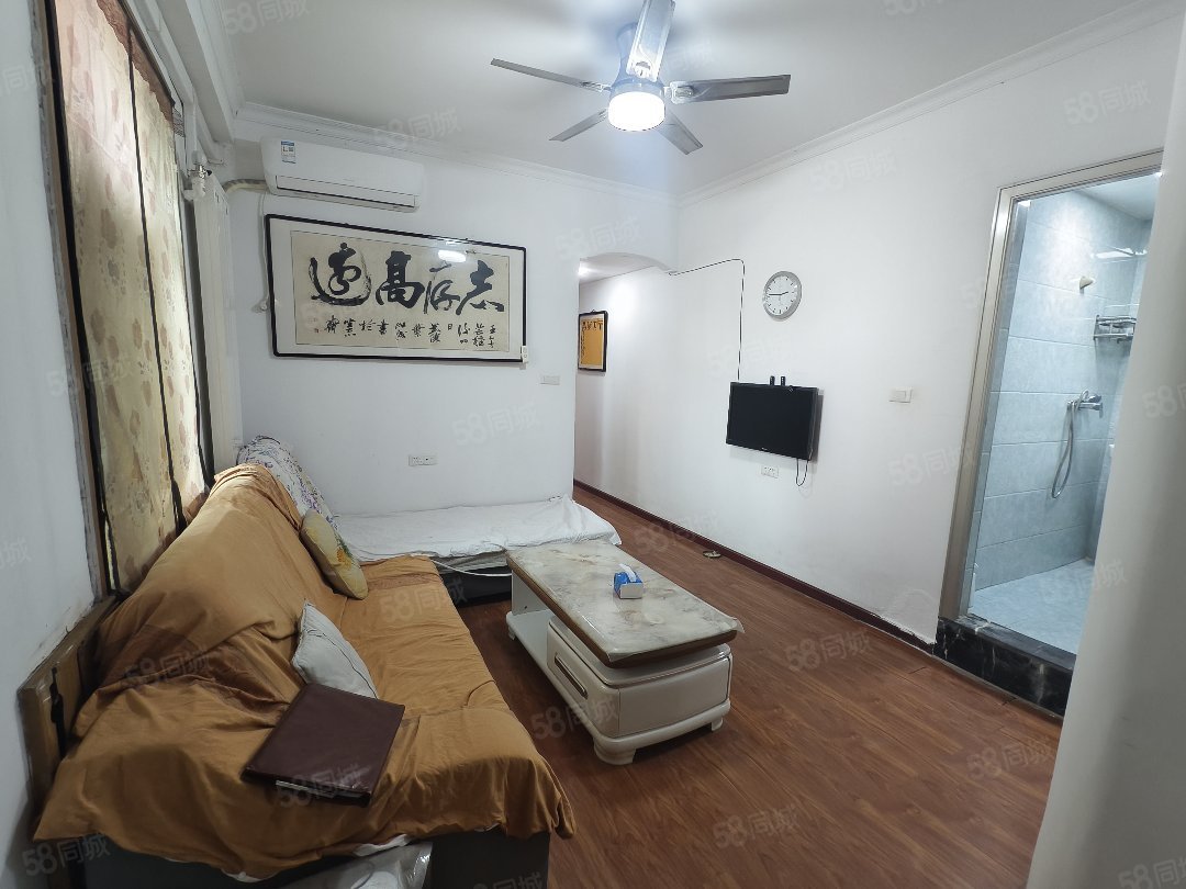 沿河小区2室2厅1卫60㎡南42万