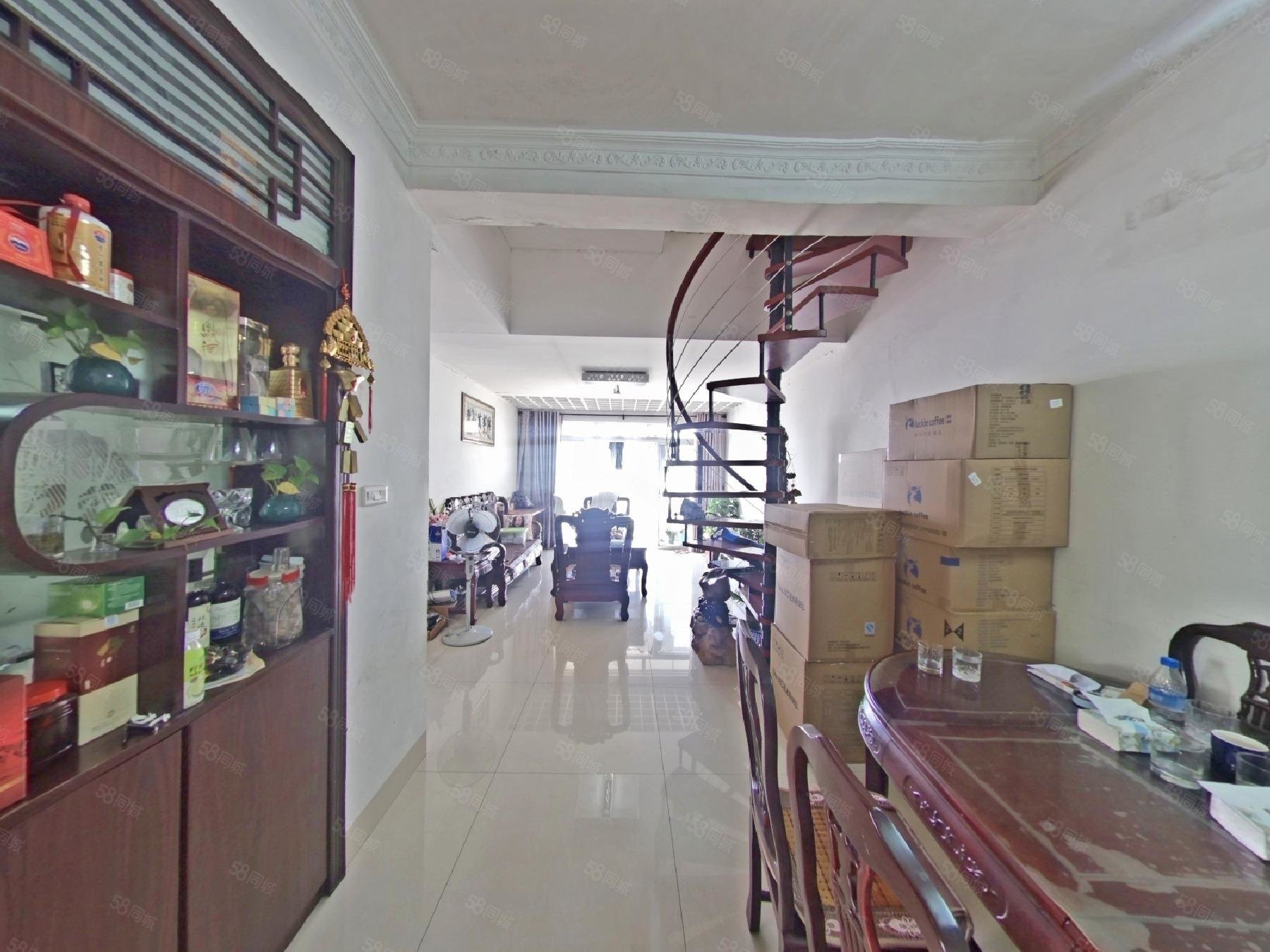 逸夫 景江苑旁柳岸春晓电梯楼中楼 有露台,柳岸春晓-柳州58同城