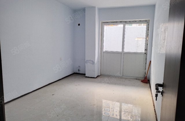 酒厂家属院2室1厅64.66㎡35万二手房图片