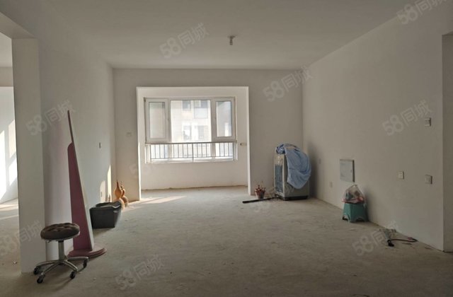 中梁国宾府3室2厅130㎡115万二手房图片